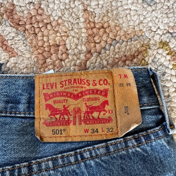 Levi’s 501 Jeans - Picture 8 of 11
